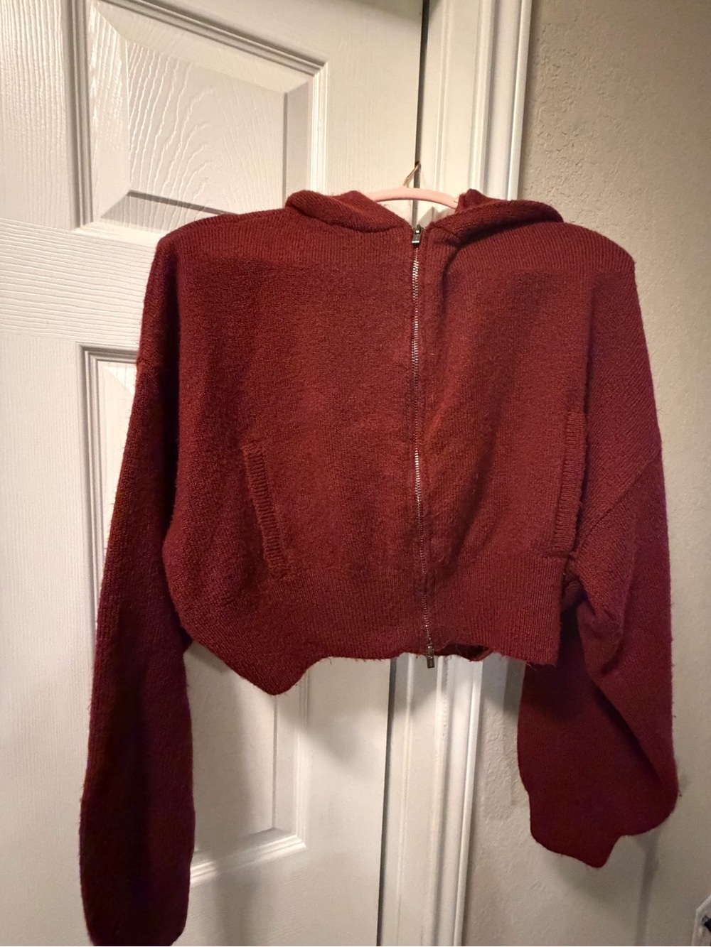 Oner Active Cropped Hooded Zip Sweater Jacket in Deep Burgundy - Picture 4 of 7